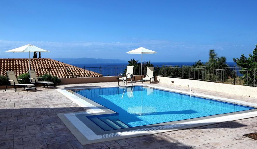 Provenzo And Meliti Villas Lourdata  Luaran gambar