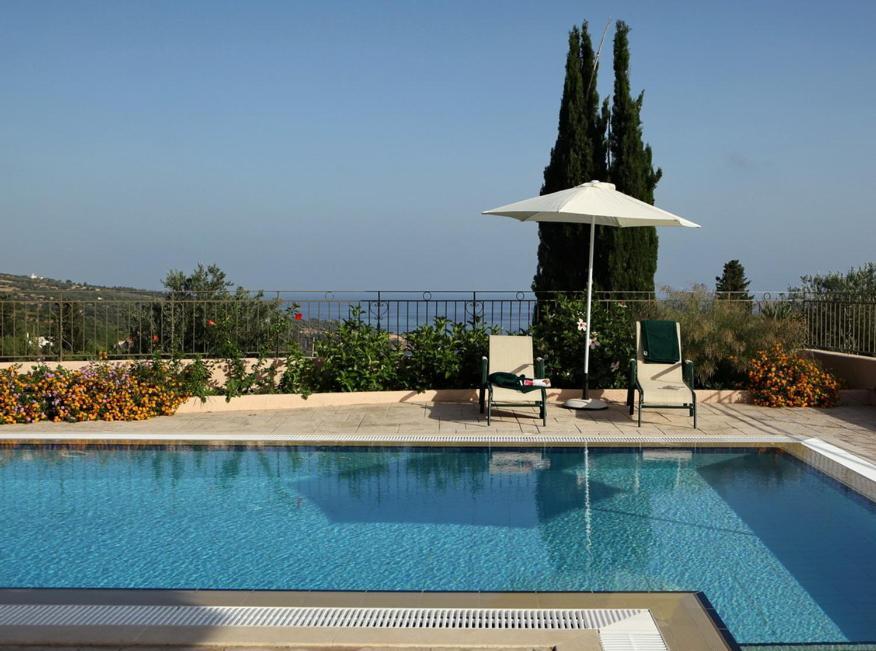 Provenzo And Meliti Villas Lourdata  Luaran gambar