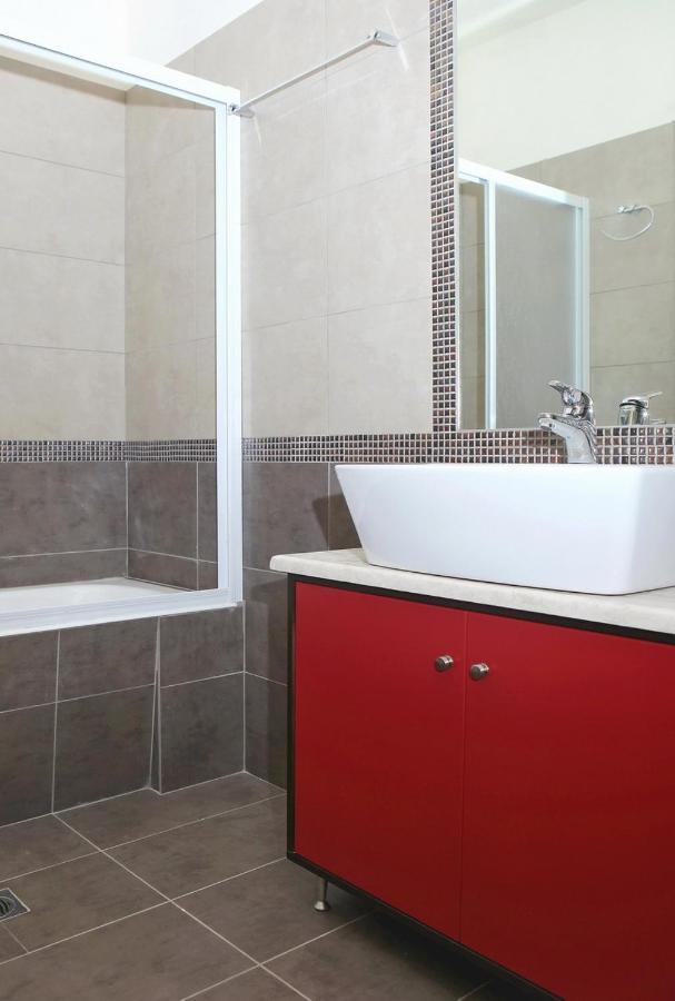 Provenzo And Meliti Villas Lourdata  Luaran gambar