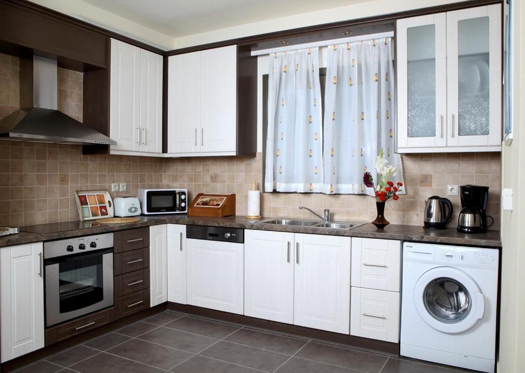Provenzo And Meliti Villas Lourdata  Luaran gambar