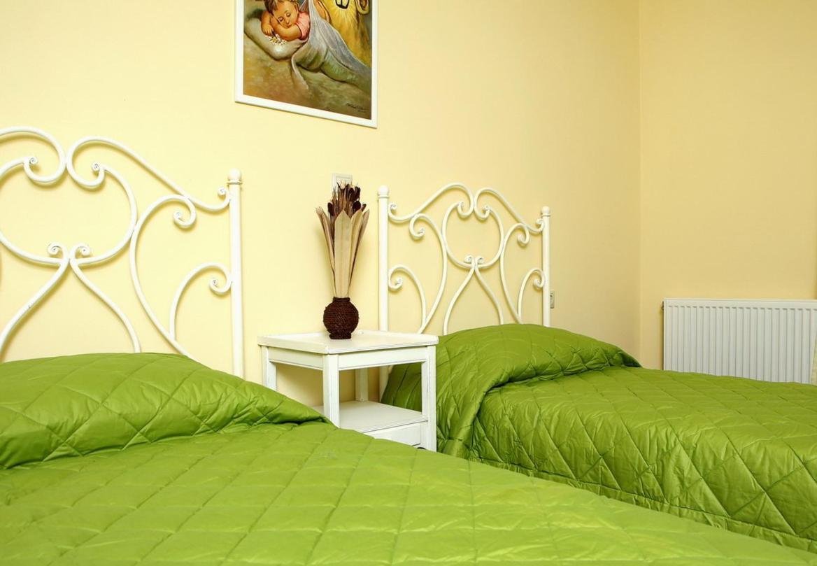 Provenzo And Meliti Villas Lourdata  Luaran gambar